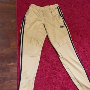 Adidas Jogger/Men/Small